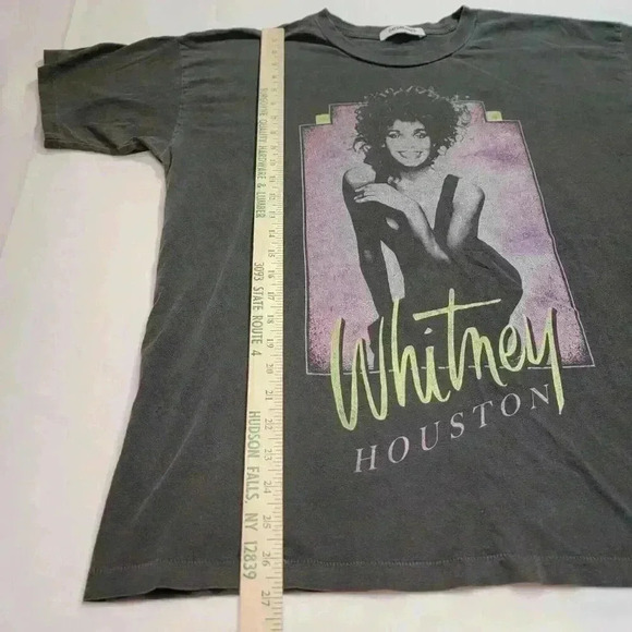 Daydreamer Black Whitney Houston Graphic Tee - Picture 4 of 14